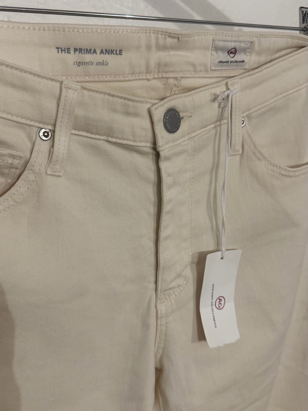 NWT AG The Prima Ankle Ivory Cigarette Jeans Size 29. - Picture 2 of 5